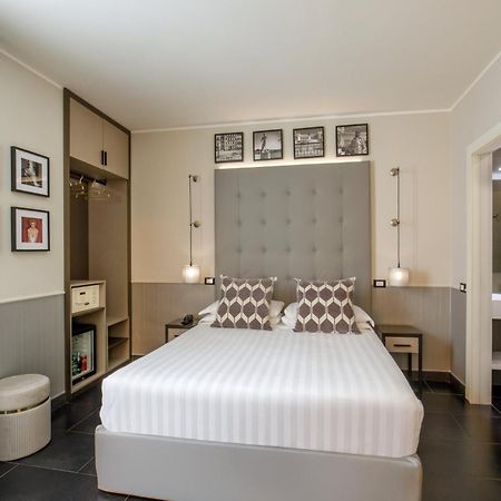 Stay Inn Rome Via Del Corso מראה חיצוני תמונה
