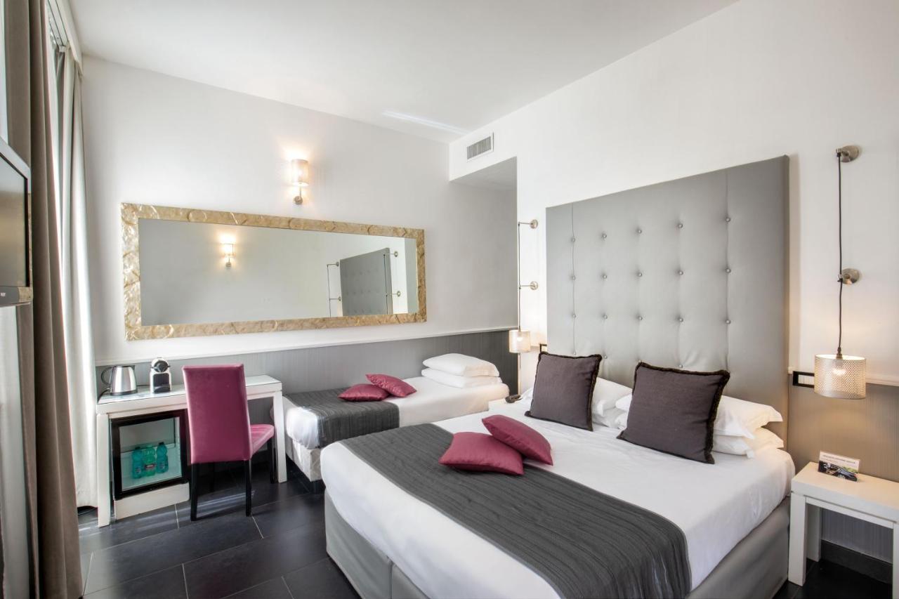 Stay Inn Rome Via Del Corso מראה חיצוני תמונה