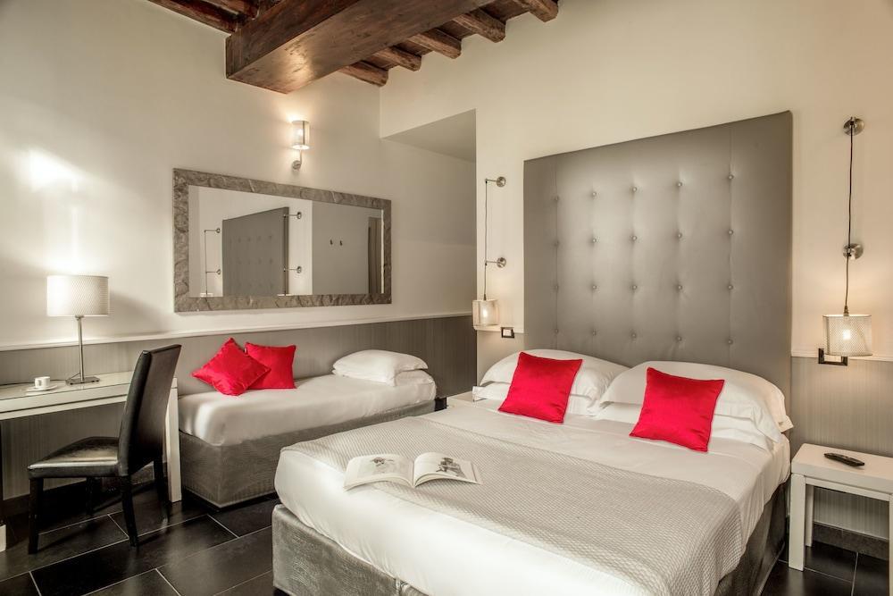 Stay Inn Rome Via Del Corso מראה חיצוני תמונה